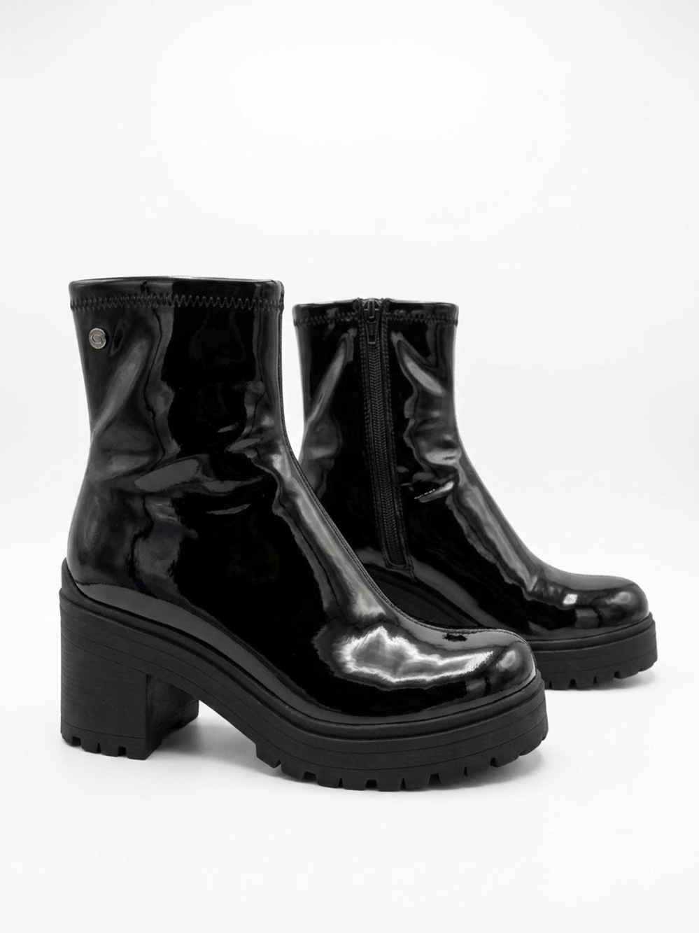 Madden Girl Patent Platform Boots – Black, Size 8